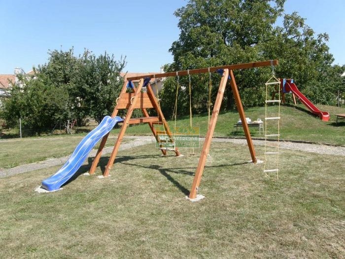 Zahradní houpačka Deckswing basig konstrukce bez doplňků 07211